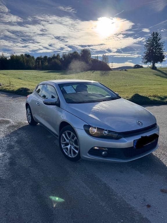 Silber Gebraucht 2009 VW Scirocco Coupé | 5.900 € (Fairer Preis) - Bild 1/4