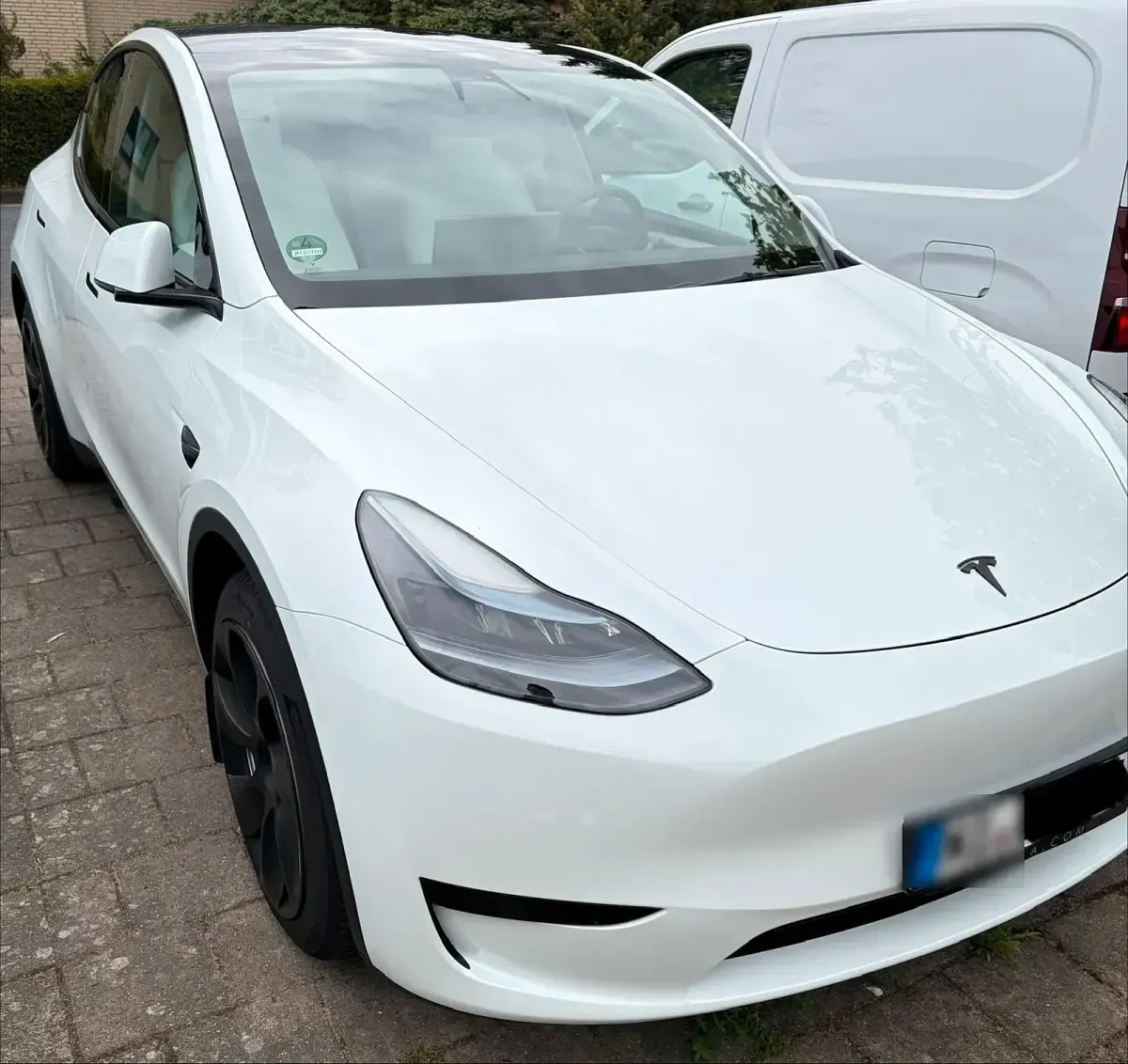 Usata Tesla Model Y Standard Range 188 kW (256 CV) 2023 Bianco SUV