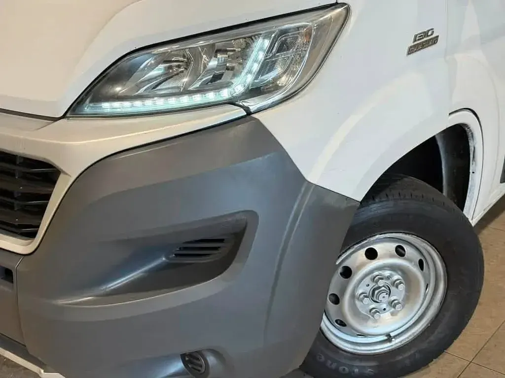 Gebraucht Fiat Ducato 131 PS (96 kW) 2015 Weiß Van