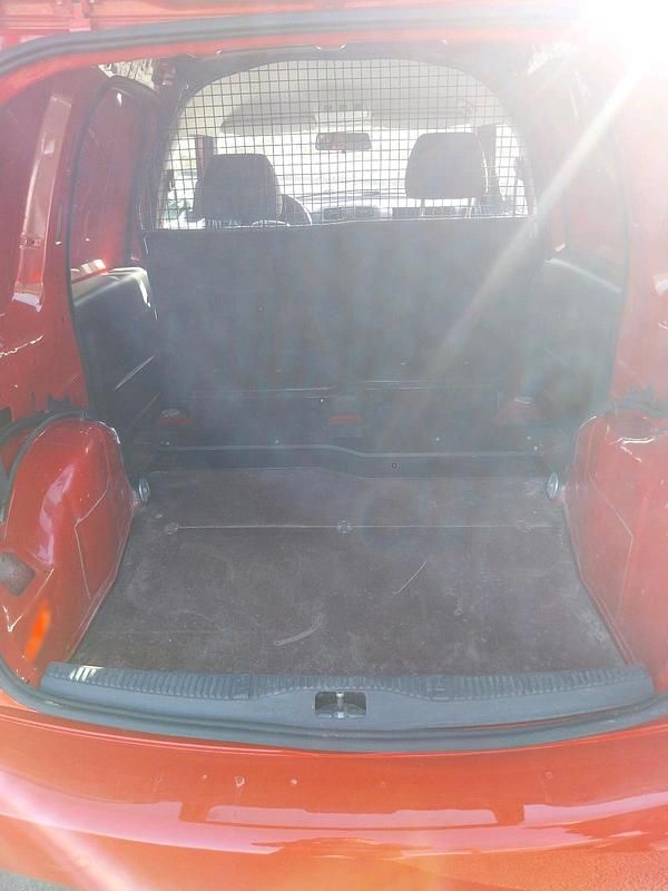 Gebraucht Skoda Roomster 75 PS (55 kW) 2013 Rot Van / Kleinbus