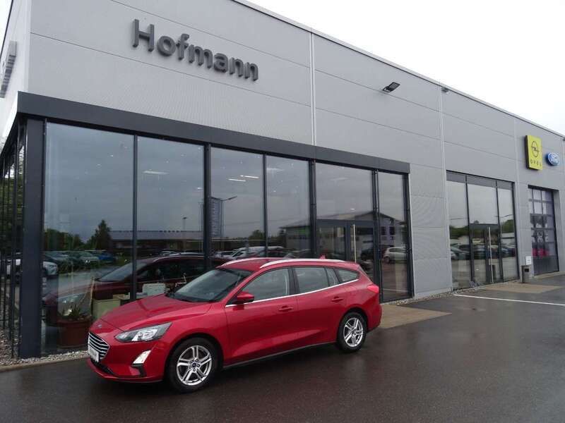 Rot Gebraucht 2021 Ford Focus Cool & Connect Kombi | 16.950 € (Guter Preis) - Bild 1/4