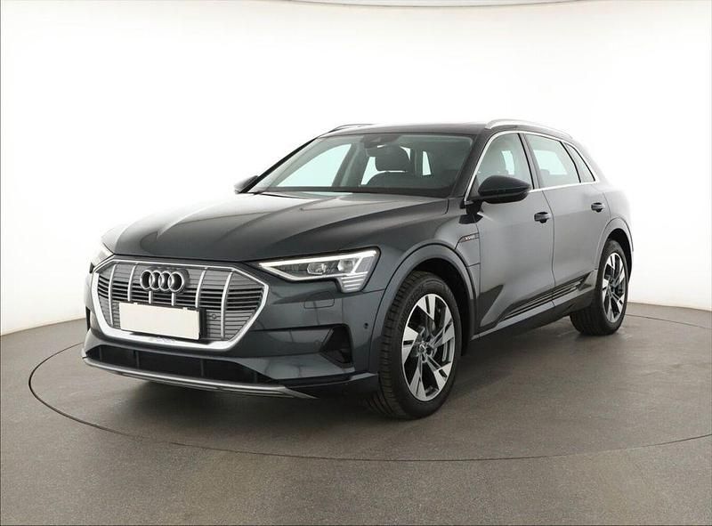 Gebraucht Audi e-tron 230 kW (313 PS) 2020 Grau SUV