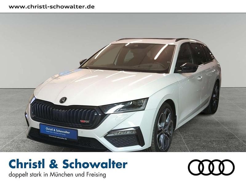 Candyweiss Gebraucht 2024 Skoda Octavia RS Kombi | 39.910 € (Fairer Preis) - Bild 1/4
