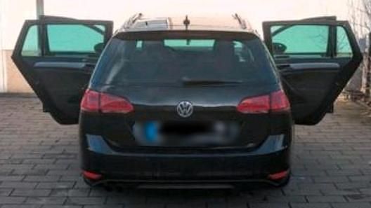 Gebraucht VW Golf VII 135 PS (99 kW) 2014 Schwarz Kombi