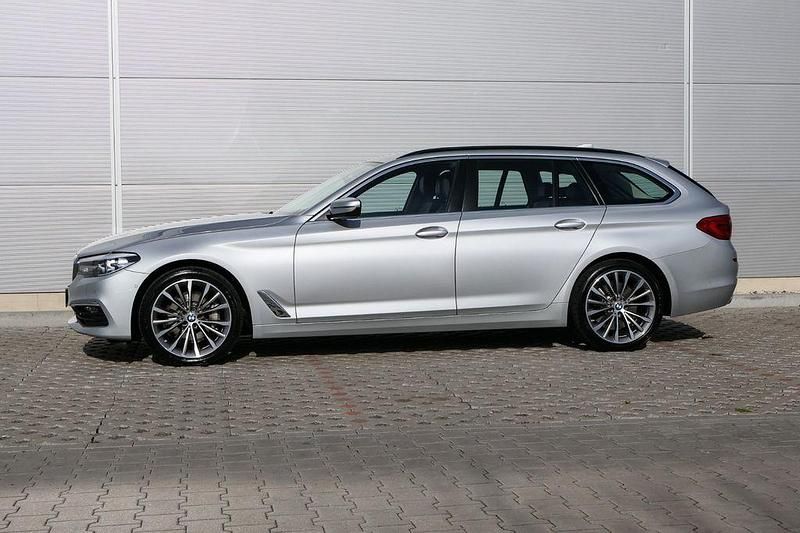 Gebraucht BMW 530 Performance 265 PS (194 kW) 2020 Silber Kombi
