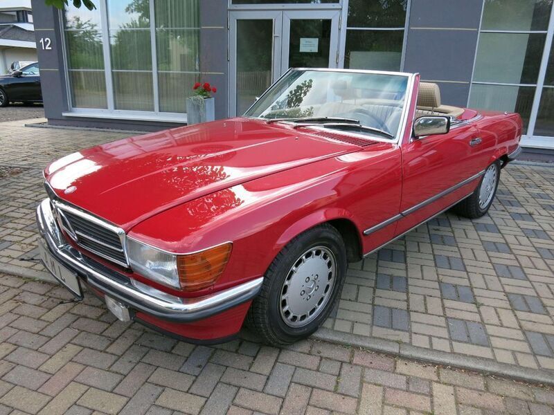 Rot Gebraucht 1986 Mercedes SL300 Cabrio | 39.990 € - Bild 1/4