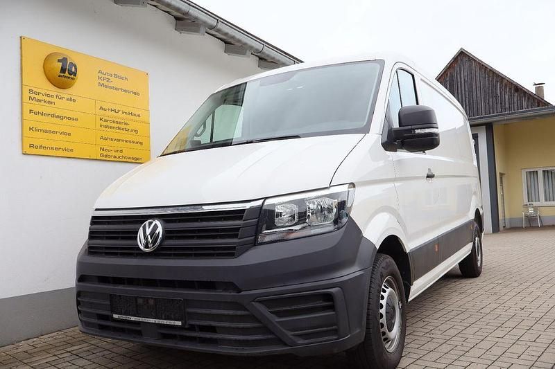 Gebraucht VW Crafter 102 PS (75 kW) 2023 Weiß Van