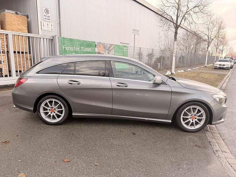 Gebraucht Mercedes CLA250 211 PS (155 kW) 2015 Grau Limousine