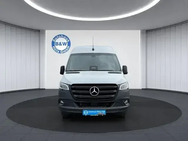 Gebraucht Mercedes Sprinter 170 PS (125 kW) 2024 Weiß Van