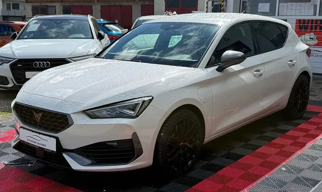 Gebraucht Cupra Leon VZ 150 PS (110 kW) 2021 White candy Limousine
