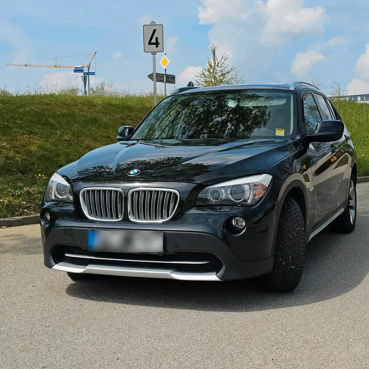 Second-hand BMW X1 204 CP (150 kW) 2011 Negru SUV