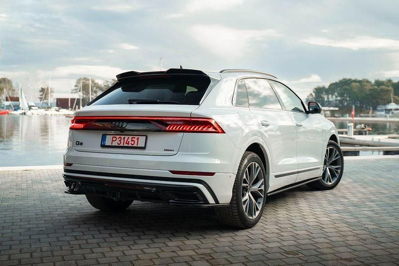 Gebraucht Audi Q8 Competition 340 PS (250 kW) 2021 Weiß SUV