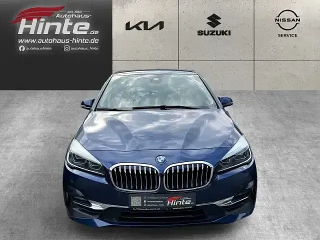 Gebraucht BMW 218 Active Tourer Luxury Line 136 PS (100 kW) 2021 Blau Van / Kleinbus