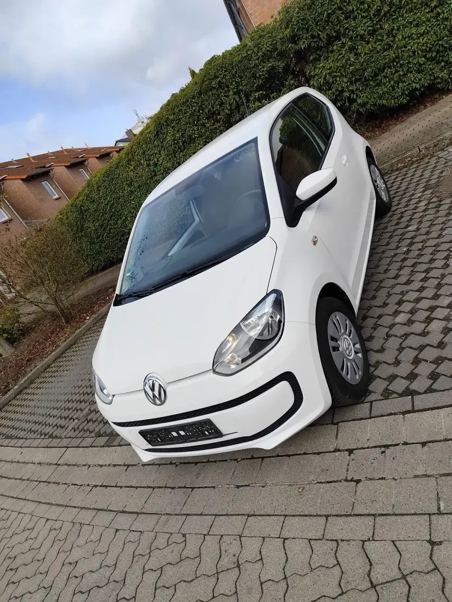 Gebraucht VW up! 60 PS (44 kW) 2015 Weiß Kleinwagen