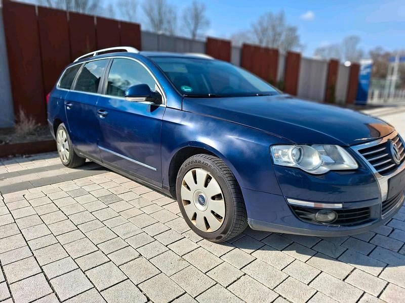 Gebraucht VW Passat 140 PS (102 kW) 2007 Blau Kombi