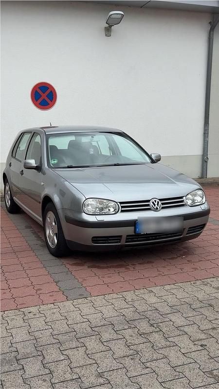 Silber Gebraucht 2002 VW Golf IV Limousine | 1.699 € (Fairer Preis) - Bild 1/4