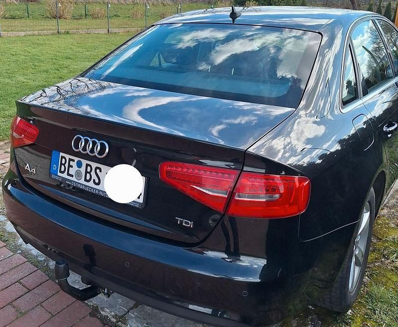 Gebraucht Audi A4 S-Line 120 PS (88 kW) 2013 Schwarz Limousine