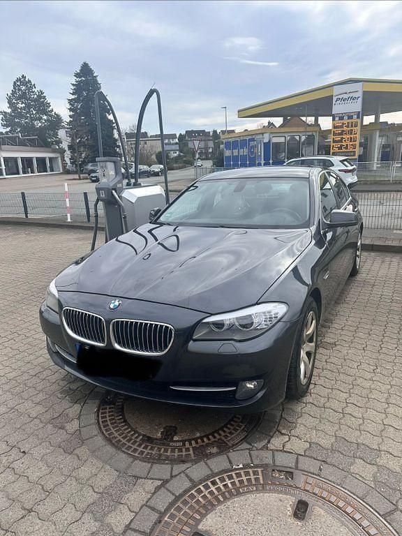 Gebraucht BMW 520 184 PS (135 kW) 2011 Limousine