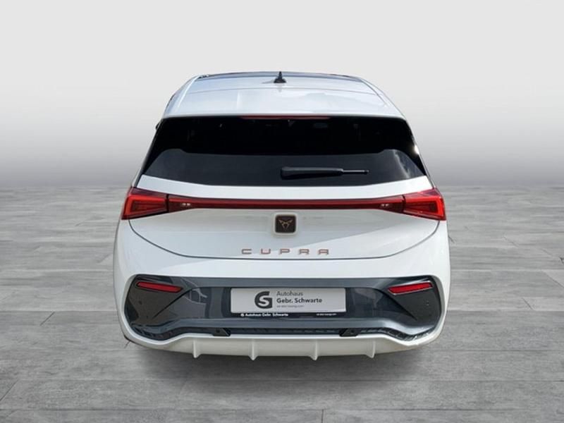 Second-hand Cupra Born 150 kW (204 CP) 2023 Alb Hatchback