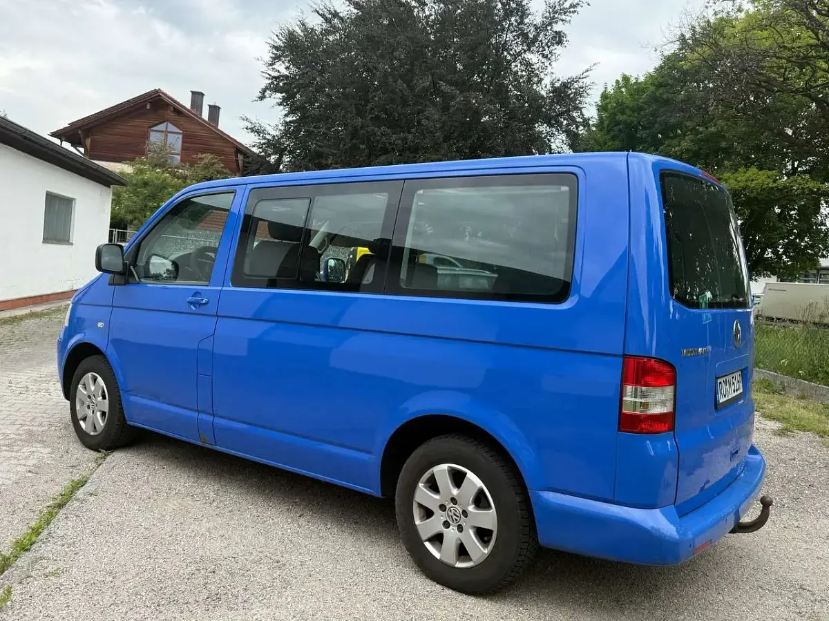 Gebraucht VW Multivan 131 PS (96 kW) 2005 Summerblue Van / Kleinbus