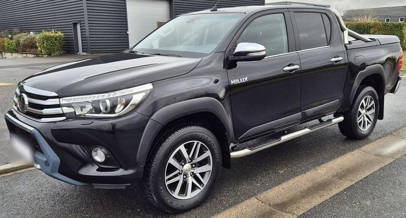 Gebraucht Toyota HiLux 150 PS (110 kW) 2016 Schwarz Pickup