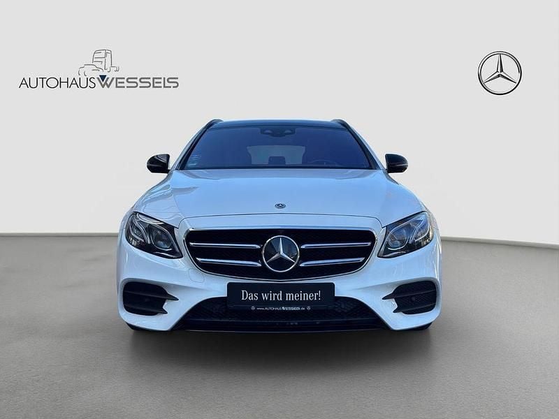 Gebraucht Mercedes E350 AMG 258 PS (189 kW) 2018 Weiß Limousine