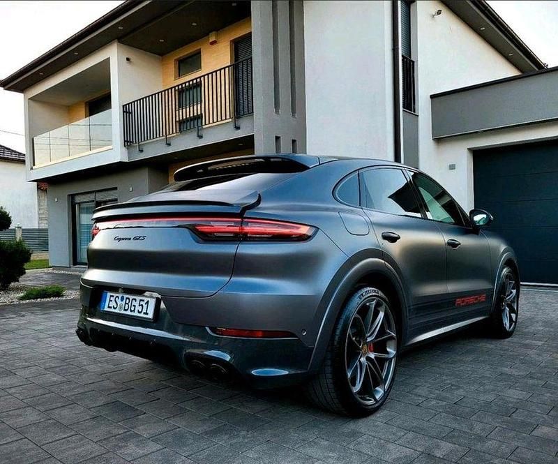 Schwarz Gebraucht 2020 Porsche Cayenne SUV | 90.000 € (Fairer Preis) - Bild 1/4