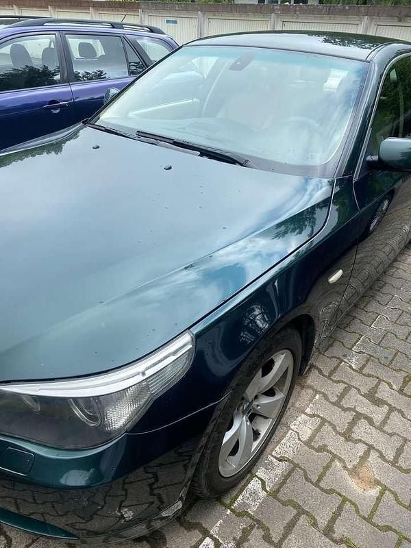Gebraucht BMW 523 177 PS (130 kW) 2005 Grün Limousine