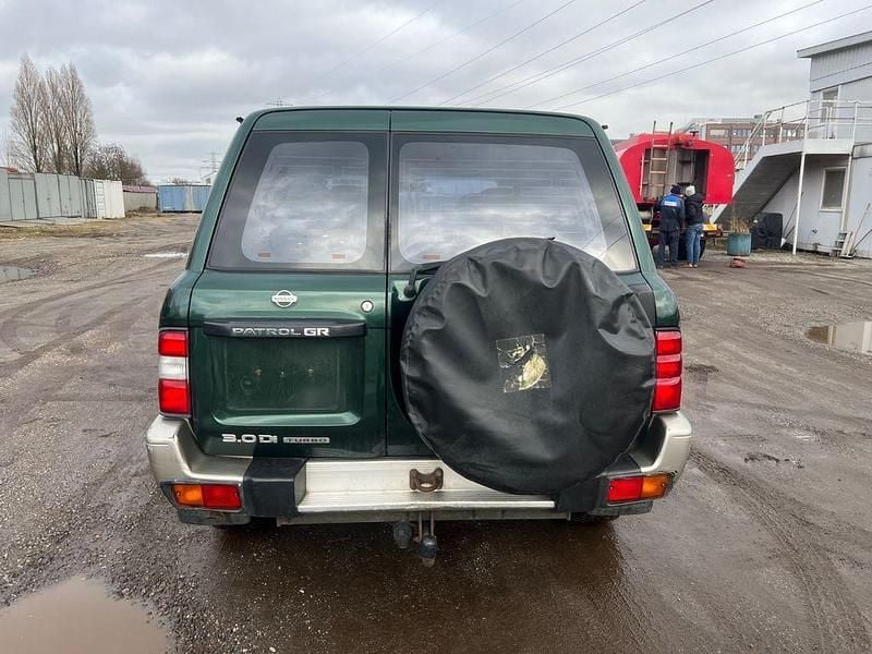 Gebraucht Nissan Patrol 158 PS (116 kW) 2002 Grün SUV