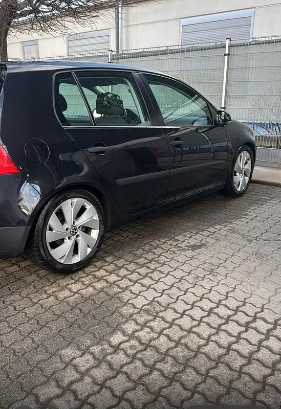 Gebraucht VW Golf V 80 PS (58 kW) 2005 Schwarz Kleinwagen