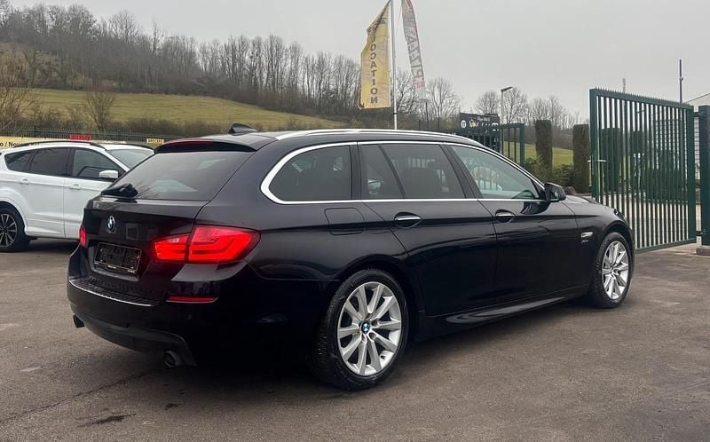 Gebraucht BMW 535 M Sport 313 PS (230 kW) 2012 Blau Kombi