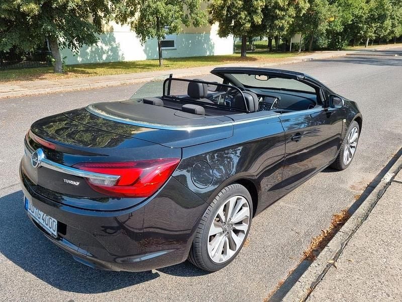Gebraucht Opel Cascada Innovation 140 PS (102 kW) 2013 Schwarz Cabrio