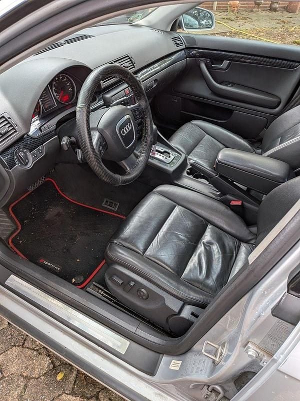 Second-hand Audi A4 200 CP (147 kW) 2006 Argintiu Berlinǎ