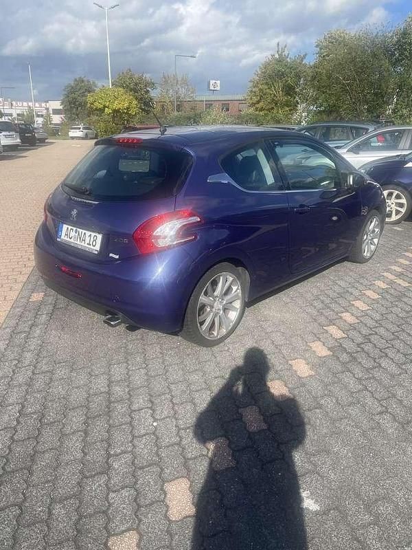 Gebraucht 2013 Peugeot 208 Kleinwagen | 2.800 € (Superpreis) - Bild 1/4