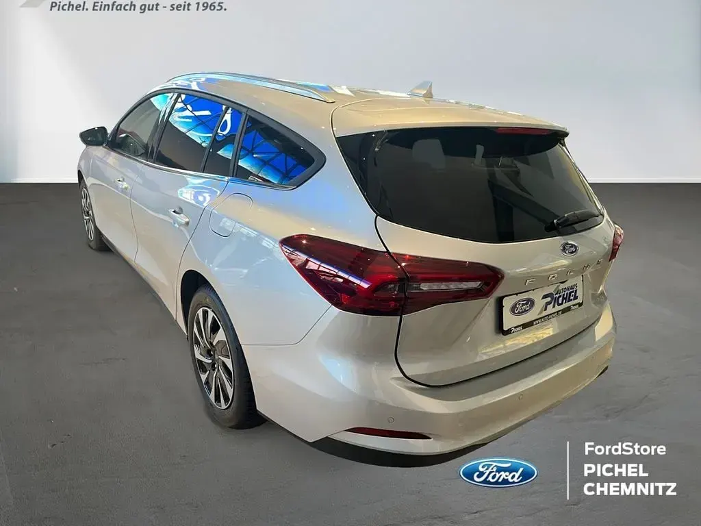 Nowe Ford Focus Titanium X 154 KM (113 kW) 2026 Srebrny Sedan/Limuzyna