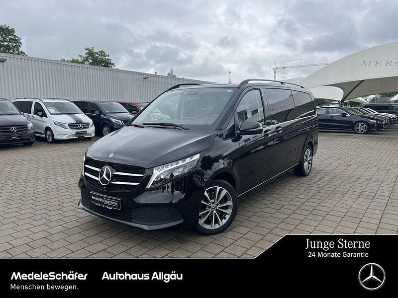 Obsidianschwarz Gebraucht 2023 Mercedes V300 Avantgarde Van / Kleinbus | 54.850 € (Superpreis) - Bild 1/4