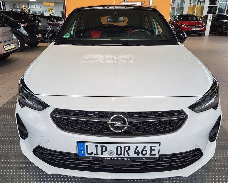 Usata Opel Corsa-e 100 kW (136 CV) 2023 Bianco Utilitaria