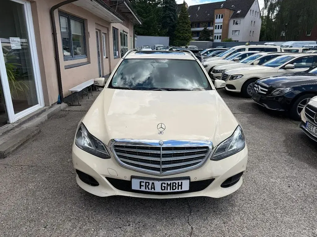 Gebraucht Mercedes E200 136 PS (100 kW) 2013 Beige Kombi