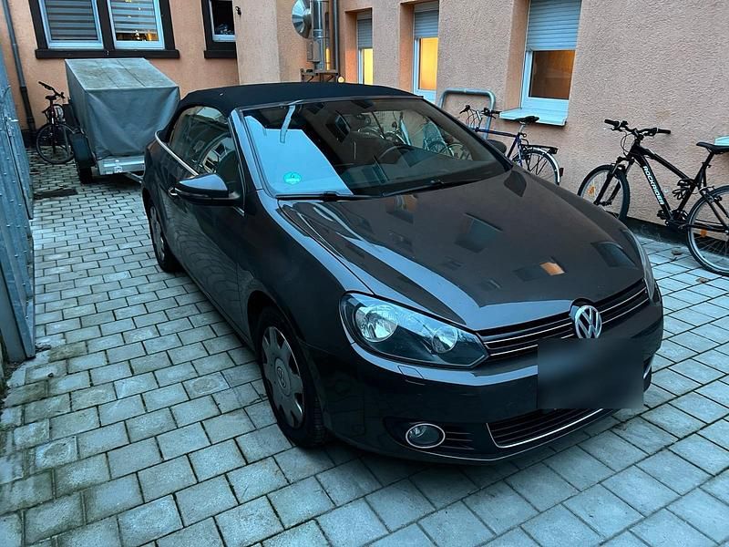 Gebraucht VW Golf Cabriolet 122 PS (89 kW) 2014 Braun Cabrio