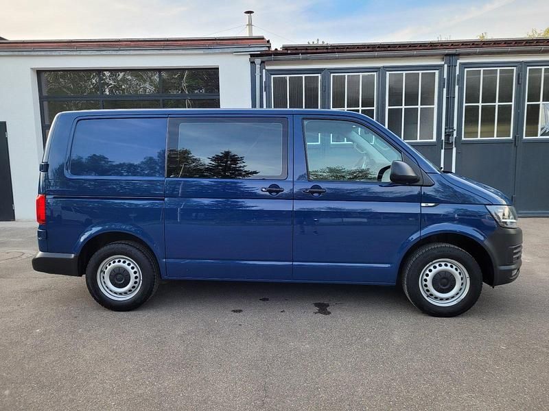 Gebraucht VW Transporter 150 PS (110 kW) 2017 Blau Van