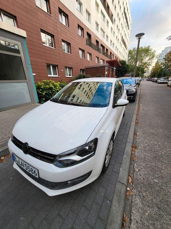 Schwarz Gebraucht 2011 VW Polo Style Kleinwagen | 5.500 € (Fairer Preis) - Bild 1/4