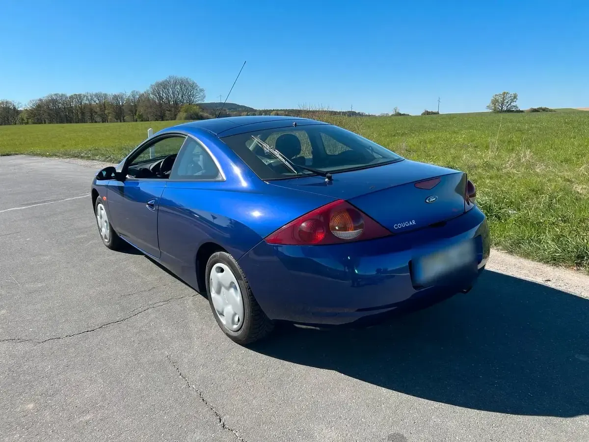 Usado Ford Cougar 130 HP (95 kW) 2000 Azul Coupé
