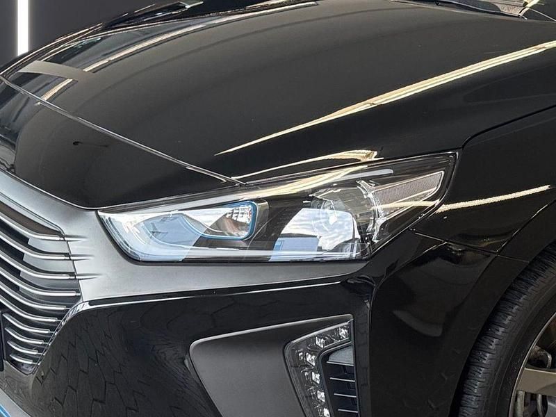Schwarz Gebraucht 2017 Hyundai Ioniq Style Kleinwagen | 14.780 € (Fairer Preis) - Bild 1/4