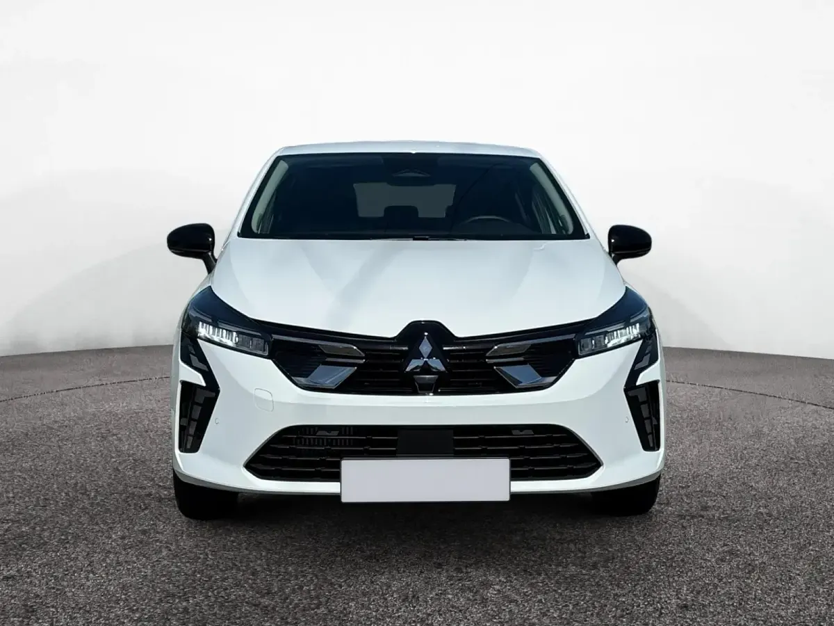 Gebraucht Mitsubishi Colt Invite 91 PS (66 kW) 2024 Arctic white Kleinwagen