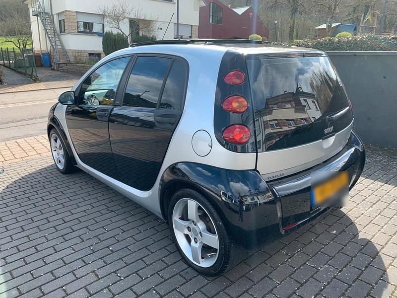 Gebraucht Smart ForFour 109 PS (80 kW) 2005 Schwarz Kleinwagen