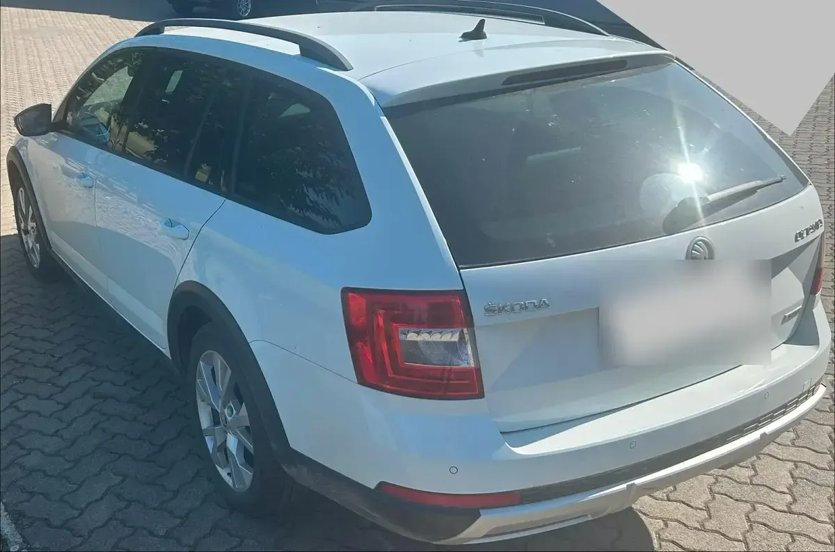 Gebraucht Skoda Octavia 150 PS (110 kW) 2017 Weiß Kombi