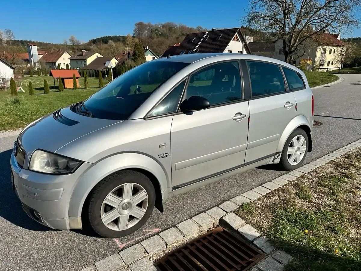 Gebraucht Audi A2 75 PS (55 kW) 2001 Grau Kleinwagen