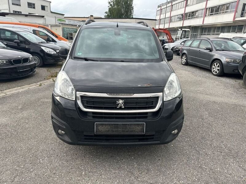 Gebraucht 2016 Peugeot Partner Tepee Active Van / Kleinbus | 5.250 € - Bild 1/4