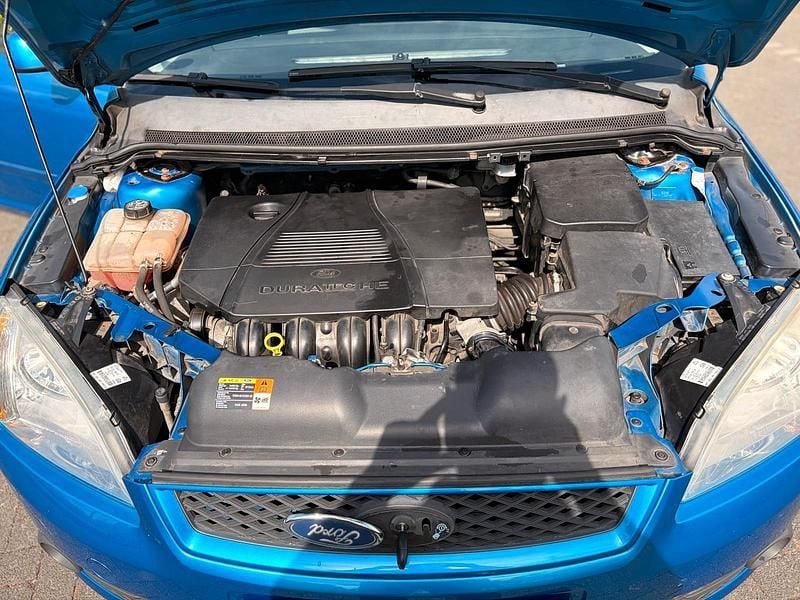Second-hand Ford Focus 125 CP (91 kW) 2007 Albastru Break