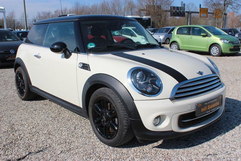 Weiß Gebraucht 2013 Mini Cooper Kleinwagen | 8.850 € (Teuer) - Bild 1/4
